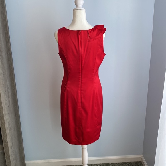 Allen B red dress with asymmetrical shoulder detail. Size 8. - Picture 2 of 12